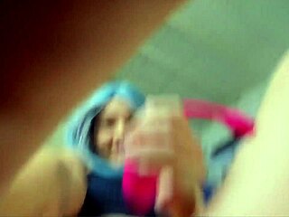 Look At That Pink Pussy Masturbating!