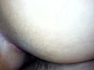 dandole por el culito 😏🍑