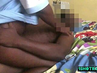 Jet lady elsker rider monster pik