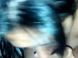 morena mamando rico con su pareja latina en casa