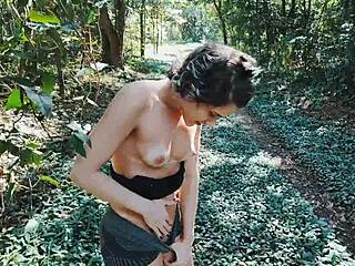 min heta sty-dotter retades med mig i skogen och jag tog hennes analjungfrulighet! 🌳🍑