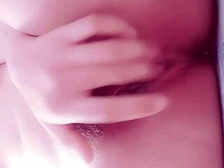 i masturbated to creampie in vip session.