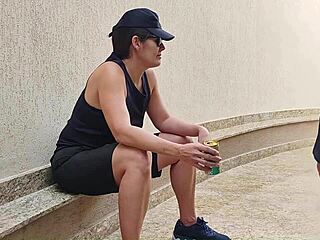 bodybuilder lesbian sucks cock outdoor in dorm with muscular friend after bet loss on palmeiras championship, ends in homemade creampie ass action 😏