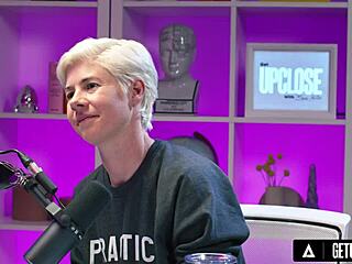 Xwife Karen's Intense Hitachi Orgasm Close-Up