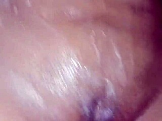 sexo casero mientras tomo una ducha 😘