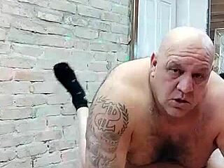 Novinha do tiuzao pediu leitinho dentro da pepekinha?