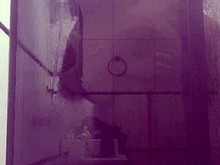 Stepmom Bathroom Sex!