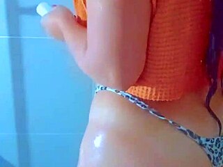College Girls Erotic Shower Session