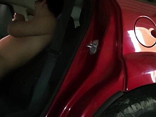 Contracting A Beautiful Young Girl In The Usa For Amateur Fun!