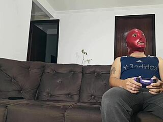 Blondie Cumming From Anal Play