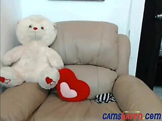 Look at these boobies on webcam, yay!