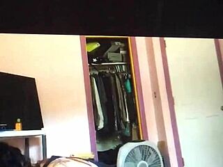 nicole marshall gives a sloppy blowjob to that cock