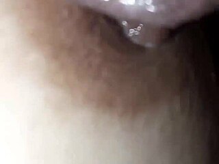 capezzolo pieno di saliva e cappella in wet oral play 😋