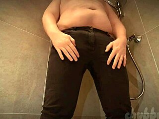 Chubbykaot pisses in jeans, spreading asshole!