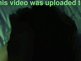 I love how this chilena amateur sucks with such eagerness in her oral session.