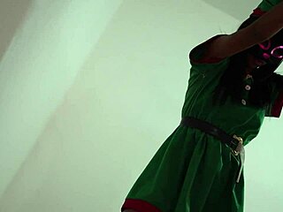 Delicious Sexy Brunette Eager For Intense Sexual Fantasy!