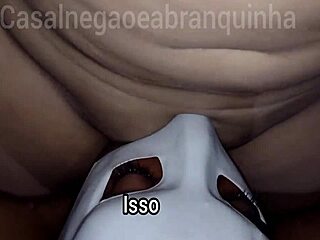 Meu marido me depilando todinha pro amante que curte lisinha sentindo intimidade lisa crescendo