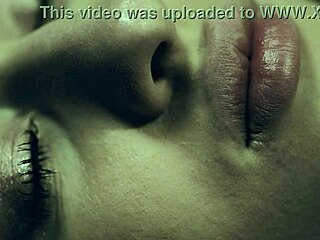 Hey, watch Elizamars get into her solo vibe! 😏