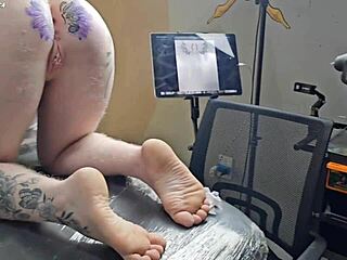 Black amateur group modifies tattoo around ass for bigger look in interracial creampie domination