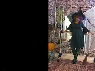 Redhead Milf Hotwife Steffi In Witch Cosplay Sucks Cock Homemade