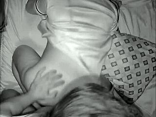 Overseas Filipino Worker in Dubai Shares Intimate Moments in Video