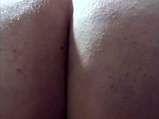 Hey, I'm single and available looking for a new video partner if you're interested send me a screenshot of this video added to your favorites 😏