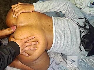 oh wow this hot morena screams feeling my full cock inside