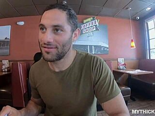 Follada a la bella morena tetona curvilínea Alex Coal en amateur casero hardcore con pasión intensa