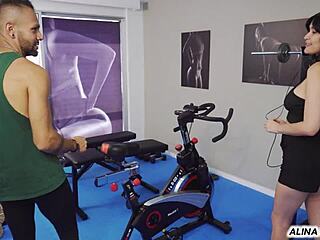 Monster Cock Stretches Tight Pussy In Gym While Others Train