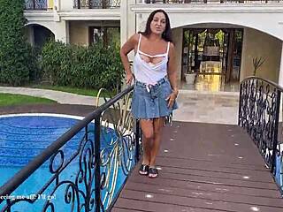 i convinced a friends wife to have hot sex after a few phrases