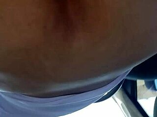 โห้ย สาวลาติน่าอวบเซ็กซี่ 18+ BBW ขย่มควยอ้วนกลางแจ้งสาธารณะ! 😏🍆