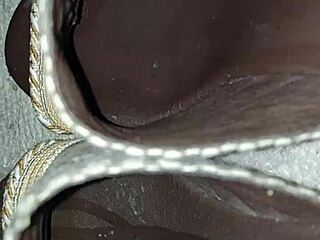 cum on my step mom heels while she wears them