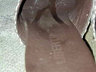 cum on my step mom heels while she wears them