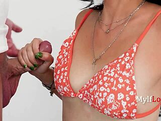 Sticky situation with insta slut step mom getting fucked hard