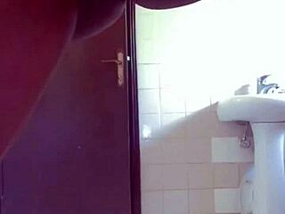 Intense Wet Bathtub Masturbation Leads to Pussy Creaming and Squirting