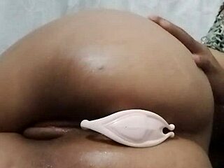 hey, check this latina stretching her big ass while masturbating 😏