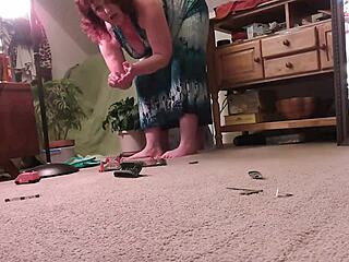 Giantess Dawn Hears the Army Approaching and Manages to Save Herself in Silly Fun Fantasy