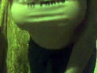 rusa hermosa in usa setting