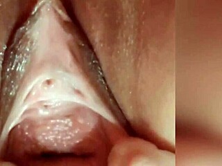Huge Gaping Cunt Stretched Wide by Fingers and Hands