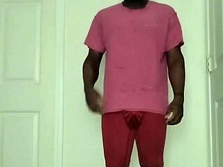 Wearing Chest and Abdominal Muscles for Decoration in Workout Session 1