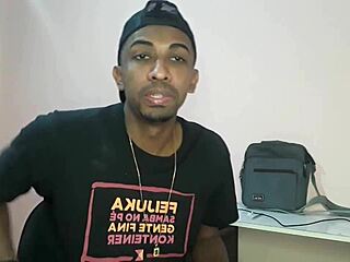 hey, ator romynhorj here explaining why i'm not posting videos anymore - monetization issues mean a break until things normalize!