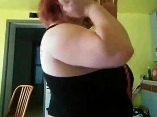 ספרמה מכסה ציצים ותחת ענקיים