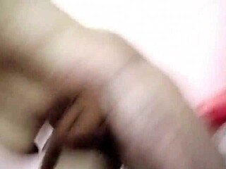 Indian village wife's huge boobs bounce in tight hot sex with friend at ranch!