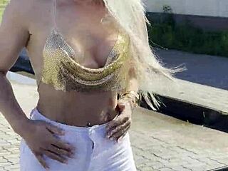 Blonde bombshell rides double penetration in USA style