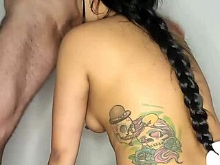 Ex sneaks cumshot into mouth