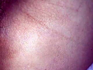 personal vid shows fingering straight to raw insertion