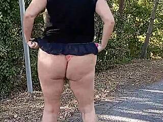 meryledyxxx outdoor public masturbation ends in massive squirt