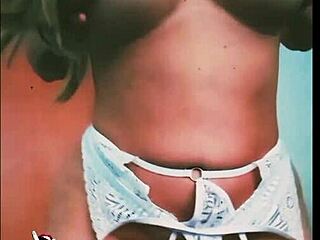 Vivi guedez parades sex shop outfits with putariasdocasal20 sensual desfile