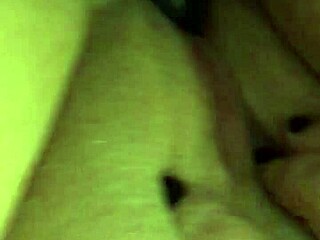 Holy shit! Fat bbw pussy explodes squirting nonstop on huge toy closeup