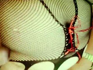 Watch mature latina neighbor squirt from huge dildo play